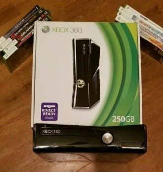 Продаю Xbox 360 Slim FRIBOOT 250GB+9 игр на дисках
В комплекте:
- коробка
- п. . фото 2