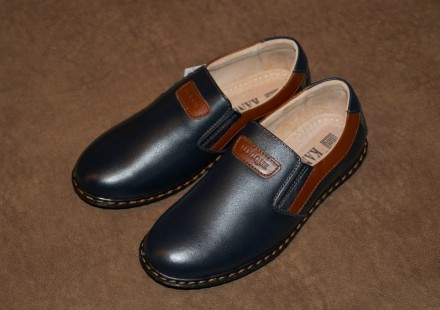Качественные, удобные и оригинальные туфли для мальчика.
Пошиты из натуральной . . фото 4