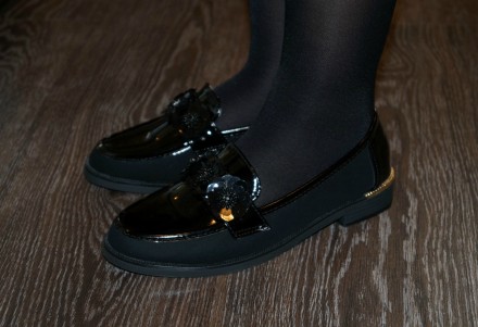 Роскошные черные демисезонные туфельки для девочки. Красиво и аккуратно смотрятс. . фото 11