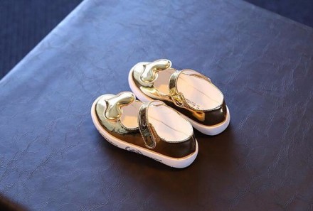 Цвет: золотой.

Легкая и удобная нарядная обувь для Вашей принцессы.. . фото 4