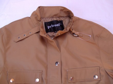новая куртка на наш 48 размер,на молнии ,куча карманов,классная. . фото 3