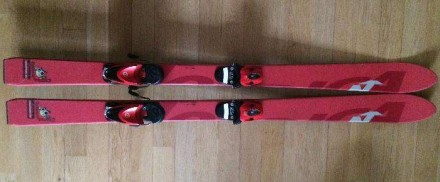 Качественный детский горнолыжный набор, состоящий из:
1) Лыжи "Nordica Super N". . фото 2