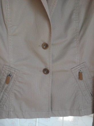 Куртка/пиджак Comma (Комма) - это популярный бренд модной женской одежды. 
Одев. . фото 6