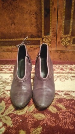 Очень красивые, легкие, удобные кожаные ботинки 
Итальянские
Полномерный 37 ра. . фото 10