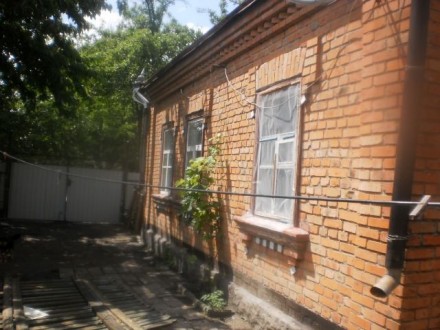 Продам газофицырованый дом с удобствами по ул. Карла Маркса 123,В доме 2 спальни. . фото 3