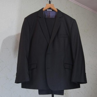 Продам мужской костюм черный шерстяной
ARTISTIC костюм / suit (Сделан в Чехии)
. . фото 2