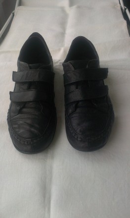 Кожаные туфли на липучках, чёрного цвета, в хорошем состоянии. Длина стельки 24,. . фото 3