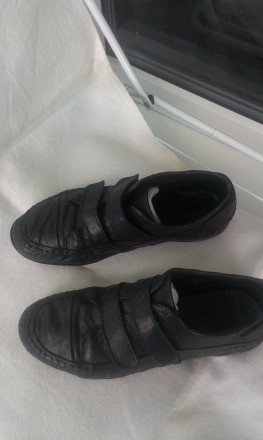 Кожаные туфли на липучках, чёрного цвета, в хорошем состоянии. Длина стельки 24,. . фото 2