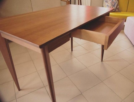 Кухонный обеденный стол из натурального дерева «Милан» – это стильный, современн. . фото 2