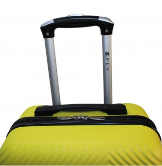 
Предлагаем к покупке среднего размера пластиковый чемодан Fly 2130 польского пр. . фото 6