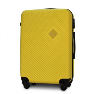
Предлагаем к покупке среднего размера пластиковый чемодан Fly 2130 польского пр. . фото 2