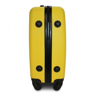 
Предлагаем к покупке маленький пластиковый чемодан Fly 2130 польского производи. . фото 9