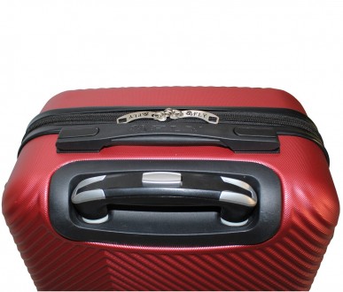 
Предлагаем к покупке среднего размера пластиковый чемодан Fly 2130 польского пр. . фото 7
