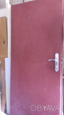 Двери бронированные,б/у,в отличном  состоянии,с замками и луткой.Прогрунтована.. . фото 1