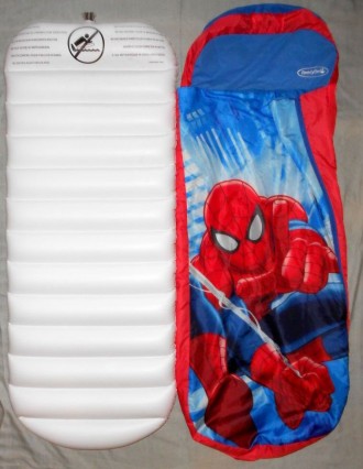 Детская надувная кровать с чехлом и одеялом Спайдермен  Marvel  
Размер:   150 . . фото 4