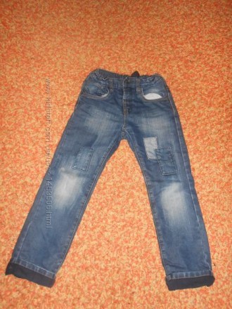 джинсы на рост 128 см, в очень хорошом состоянии. на подкладке. 
длинна-80 см, . . фото 2