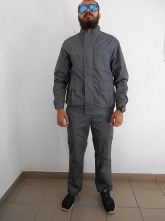 Оригинальный и экономичный мужской рабочий костюм для постоянного использования . . фото 2