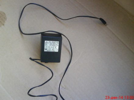 Адаптер питания AC adaptor 230v - 50Hz, 9v.. . фото 3
