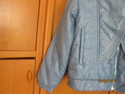 Продам  оригинальную курточку  весна-осень , производство Япония,  новая. Состав. . фото 4