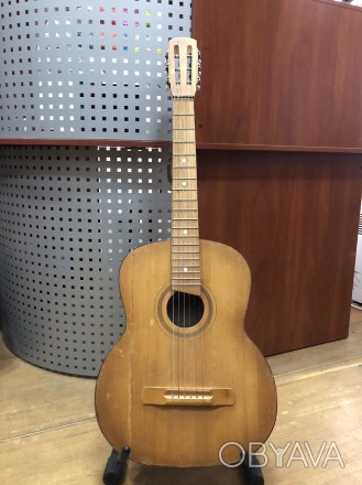 Гитара Мега Бюджетный вариант
Надежная классическая гитара производства Чернигов. . фото 1