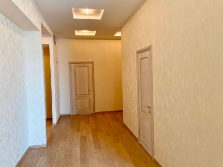 В продаже видовая 4-к квартира с ремонтом в престижном ЖК Славия на пр. Яворницк. . фото 13