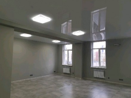 Продам стильную 1К квартиру с современным ремонтом в новом доме на ул. Светлицко. . фото 3