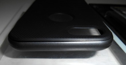 Бампер чехол Rock для Apple iPhone7 
Выполнен из прочного термополиуретана, ока. . фото 8