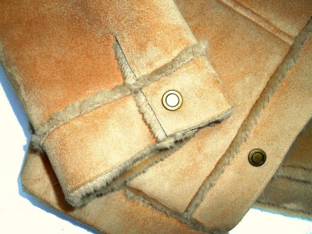 Легкая женская курточка Laura Ashley из искусственной мягкой меховой ткани, поши. . фото 10