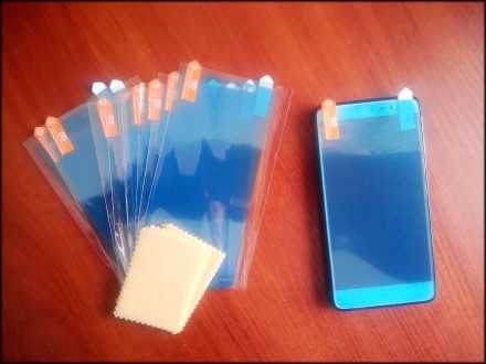 Ультратонкая защитная плёнка для смартфонов Xiaomi Redmi Note 3 и Xiaomi Redmi N. . фото 3