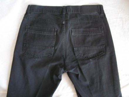 В продаже мужские джинсы черные
состояние хорошее
размер 31-32, ширина по пояс. . фото 3