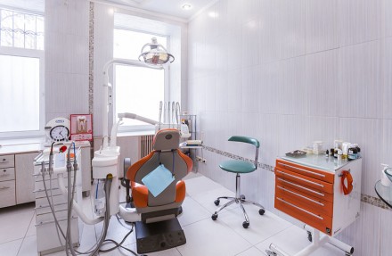 Качественно и профессионально – предоставляем стоматологические услуги вот уже 1. . фото 9