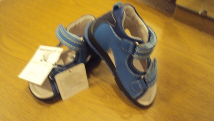 Продам сандалики на мальчика, покупали для себя, но к сожалению маленькие уже, п. . фото 3