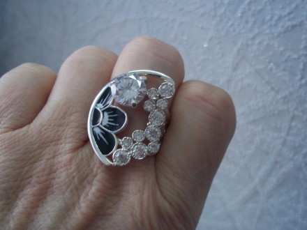 Шикарное кольцо от украинского производителя Брюс Новое с пломбой Размер 17.5. . фото 4