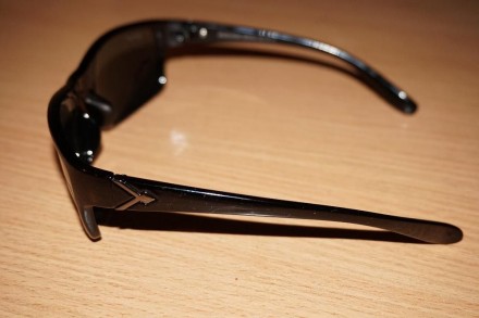 Солнце защитные очки мужские в пластиковой оправе с пластиковыми ушками. Линзы -. . фото 4