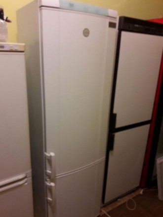 Холодильник фірми Electrolux двохкомпресорний висотою 2метри привезений з Німечч. . фото 3