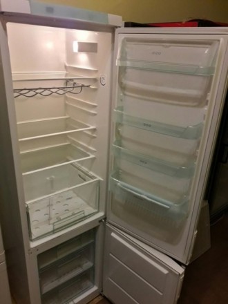 Холодильник фірми Electrolux двохкомпресорний висотою 2метри привезений з Німечч. . фото 4