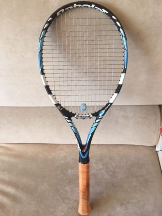 Продам теннисную ракетку Babolat Pure Drive, новая (играл 2 игры), в комплекте с. . фото 2