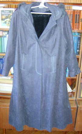 Зимнее женское новое пальто с меховой подкладкой (отстёгивается). Подойдет на ра. . фото 8