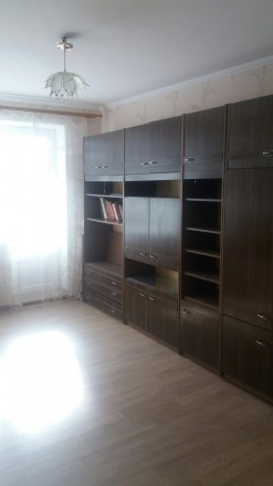 Продажа двухкомнатной квартиры комнаты раздельные,  на среднем этаже, в  самом л. Попова. фото 2