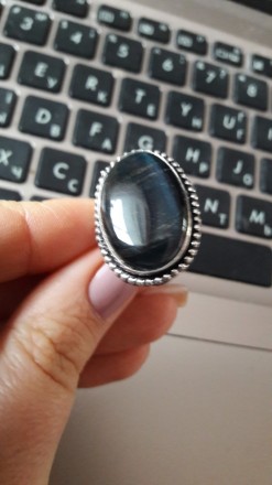 Предлагаем вам купить кольцо с натуральным соколиным глазом питерситом в серебре. . фото 9