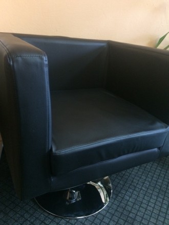 Кресло барное Марс, материал - кожзам черного цвета. Широкое удобное сиденье, с . . фото 5