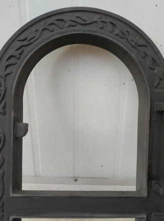 
Чугунные дверцы
Дверцы печные со стеклом. Печные дверцы сделаны из чугуна – ма. . фото 5
