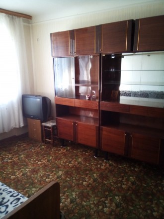 Продам 2-х комнатную квартиру расположенную в центре города Луганска \ р-н Детск. Алексеева. фото 3