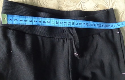 чорні спортивні штани для дівчинки. ріст 140-150 см. Прямі, ідеальний стан, дуже. . фото 6