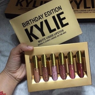 Наборы матовых жидких помад Kylie Birthday Edition. Хит продаж. Идеально себе ил. . фото 3