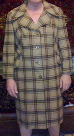 Пальто женское демисезонное на полную 
р.50-54.
ПОТ-полуокружность талии-62
П. . фото 3