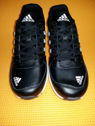Кросовки Adidas ultra boost
Подошва: пена
Верх: кожа
Розмір
46-30 см.

Від. . фото 3