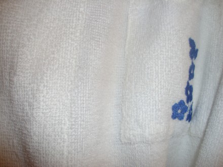 Продам женский махровый халат (ткань средней толщины),белого цвета, новый (высти. . фото 5