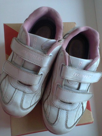 Продам кроссовки для девочки, BONA,  размер 33, состояние хорошее, Были куплены . . фото 3