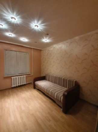 Предлагается к продаже двухкомнатная квартира. Две раздельные комнаты, есть балк. Киевский. фото 3